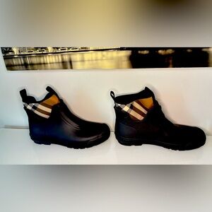 Burberry Men’s Boots